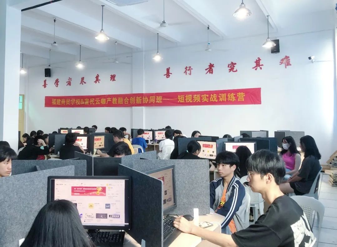 <a href=http://www.mitutoyo-qf.cn/school-377/ target=_blank class=infotextkey>Q(mo)WУ</a>&ƿa(chn)ںτ(chung)f(xi)ͬࡪҕl(zhn)ӖI