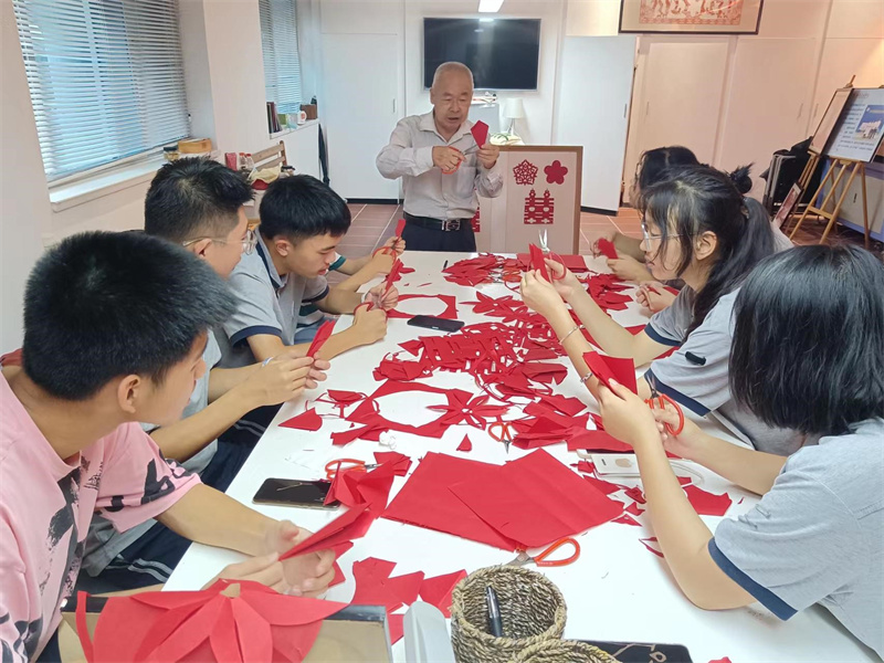 <a href=http://www.mitutoyo-qf.cn/school-556/ target=_blank class=infotextkey>I(y)W(xu)У</a>AM2022BTм(j)I(yng)(dng)