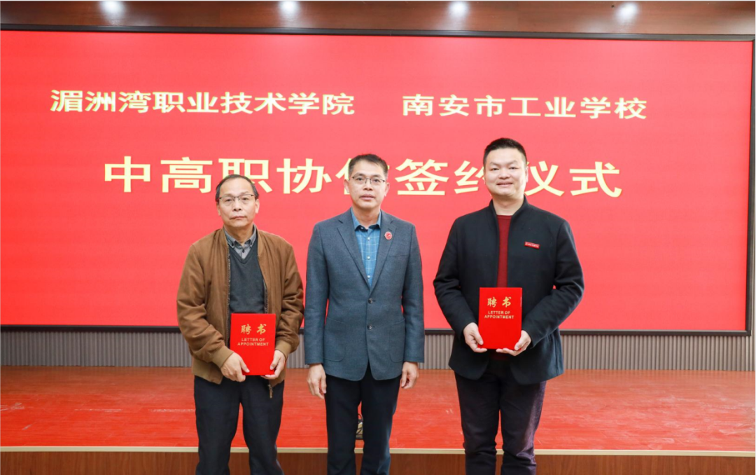<a href=http://www.mitutoyo-qf.cn/school-417/ target=_blank class=infotextkey>ϰйI(y)W(xu)У</a>eСУУkW(xu)sxʽ