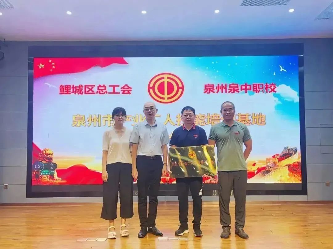 <a href=http://www.mitutoyo-qf.cn/school-366/ target=_blank class=infotextkey>ȪȪI(y)ЌWУ</a>ek֮ϵлȪЮa(chn)I(y)˼Ӗƃxʽ