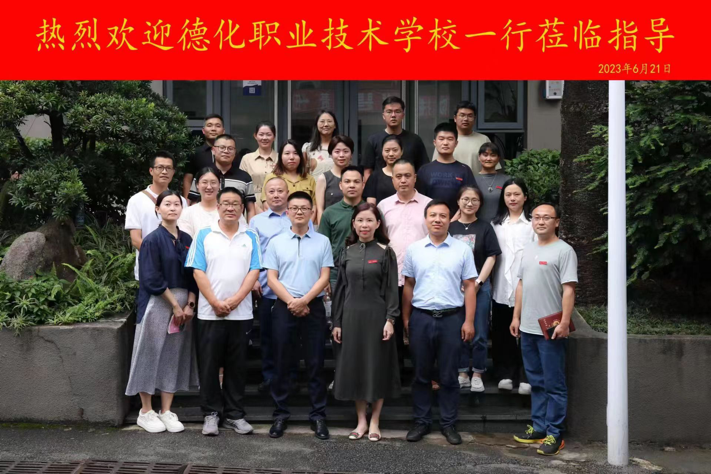 MУҕҰ W˼<a href=http://www.mitutoyo-qf.cn/school-435/ target=_blank class=infotextkey>»I(y)gWУ</a>һиŅ^W