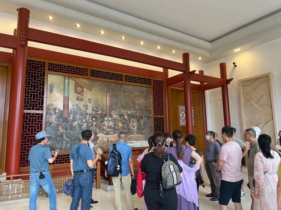 漳浦職業(yè)技術學校:漳浦職校黨總支部開展“學思想、強黨性、重實踐、建新功”主題黨日活動