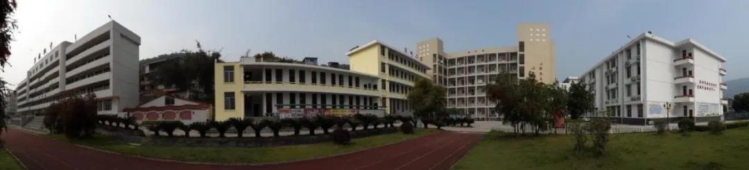 <a href=http://www.mitutoyo-qf.cn/school-482/ target=_blank class=infotextkey>羅源縣高級職業(yè)中學(xué)</a>