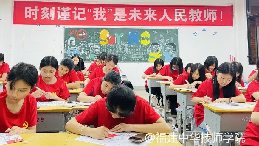 <a href=http://www.mitutoyo-qf.cn/school-504/ target=_blank class=infotextkey>福建中華技師學院</a>招生簡介